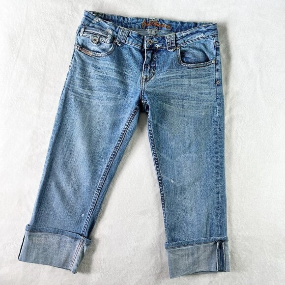 Bubblegum Denim - ⭐️⭐️SOLD⭐️⭐️ Bubblegum Brand Denim Capri | Medium Wash Blue | Distressed